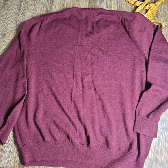 Greg Norman Tasso Elba Mens XL Maroon Sweater Italian Spun Yarn V Neck - Picture 2 of 7